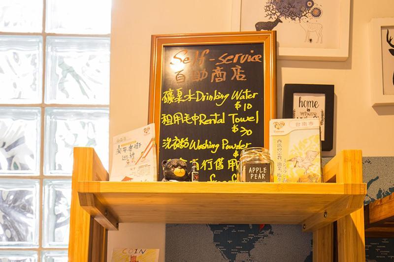 Auberge de jeunesse Mydeer Backpacker à Tainan Extérieur photo