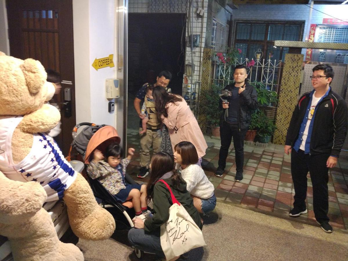 Auberge de jeunesse Mydeer Backpacker à Tainan Extérieur photo